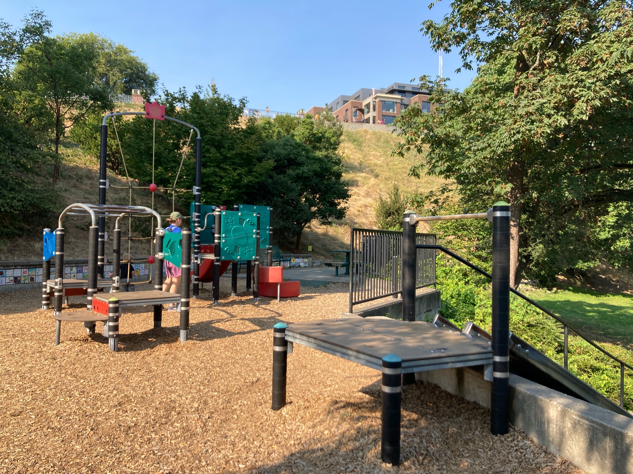 Photo 3 of Bayview-Kinnear Park