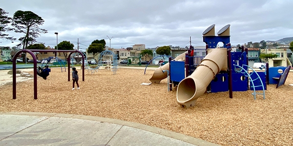 Photo 2 of Lincoln Playground