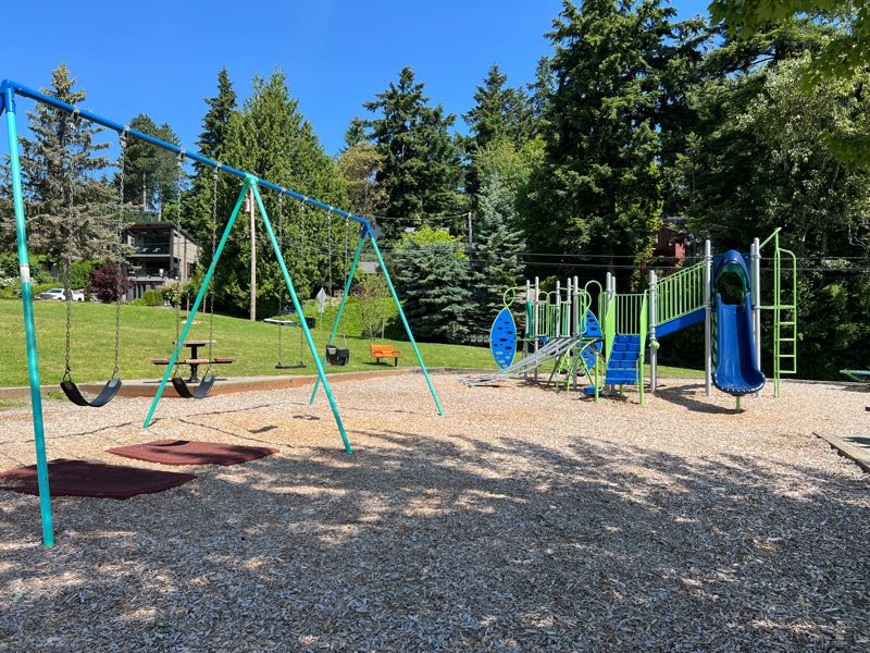 Photo 3 of Van Aalst Park