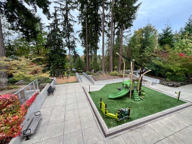 Photo 8 of South Bellevue Community Center Playground